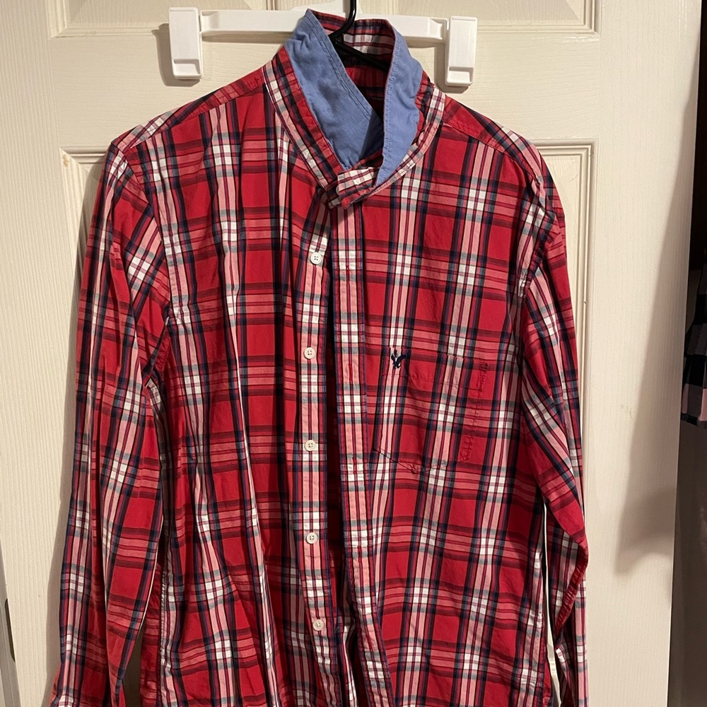 American Eagle plaid red white blue button up XL